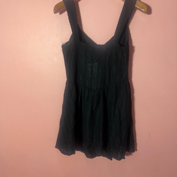 Forever 21 Tops - Forever 21 Black Textured Tank Top